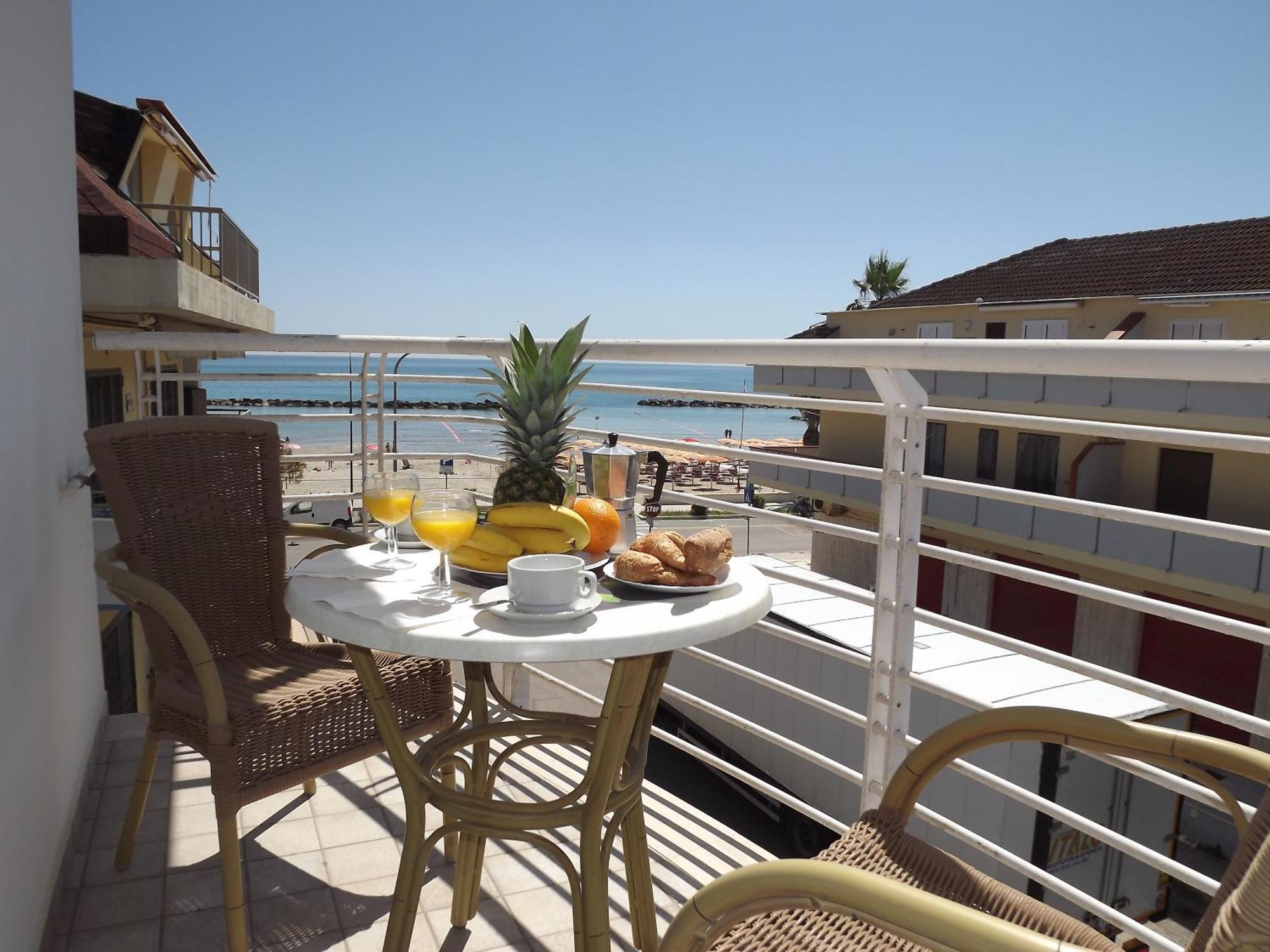 Residence Twigha Martinsicuro Dış mekan fotoğraf