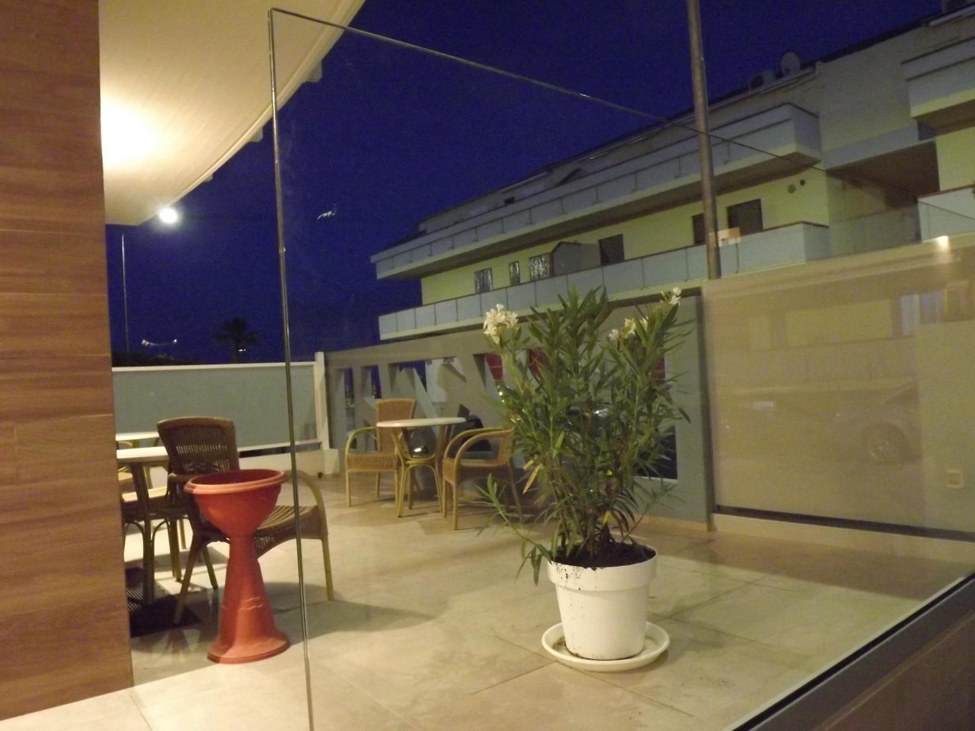 Residence Twigha Martinsicuro Dış mekan fotoğraf